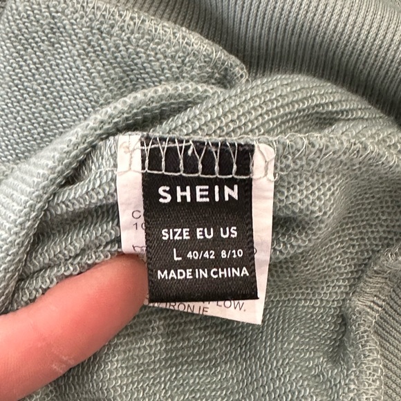 🔆NWOT! Half-Zip Drawstring Drop Shoulder Sweatshirt! - Picture 5 of 5